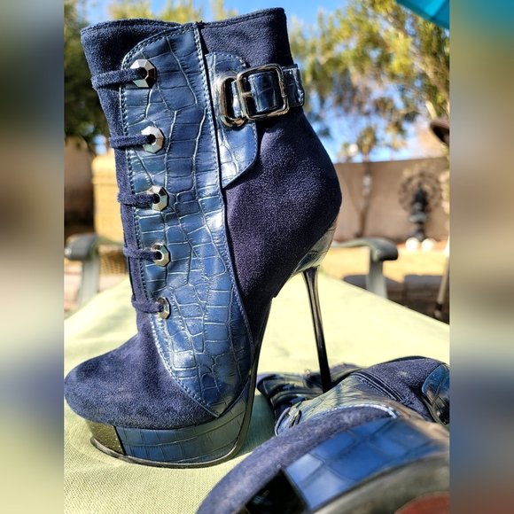 Luichiny Booties Size 6.5 - Picture 1 of 11